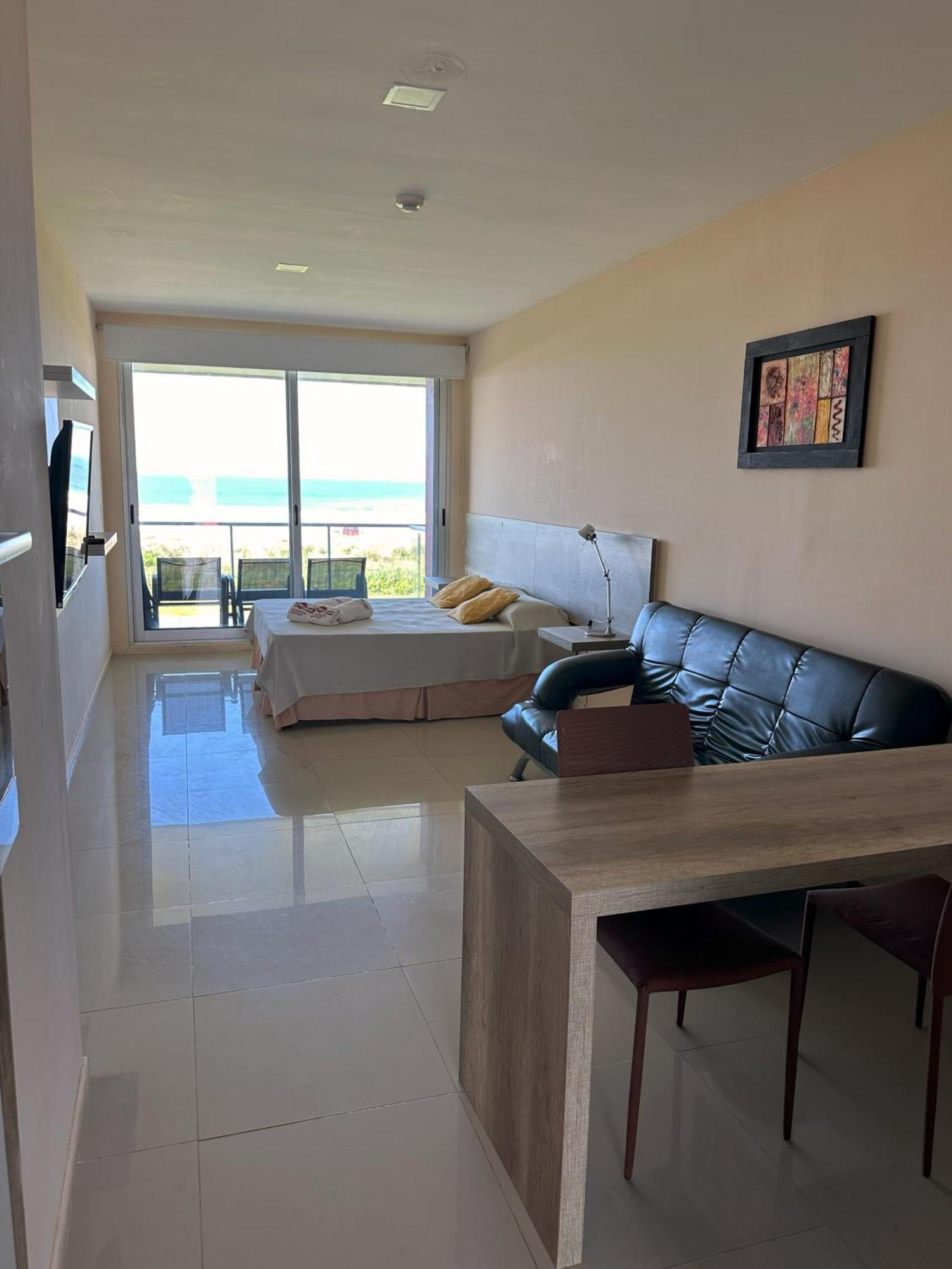 Audencia Del Mar Aparthotel La Paloma Luaran gambar
