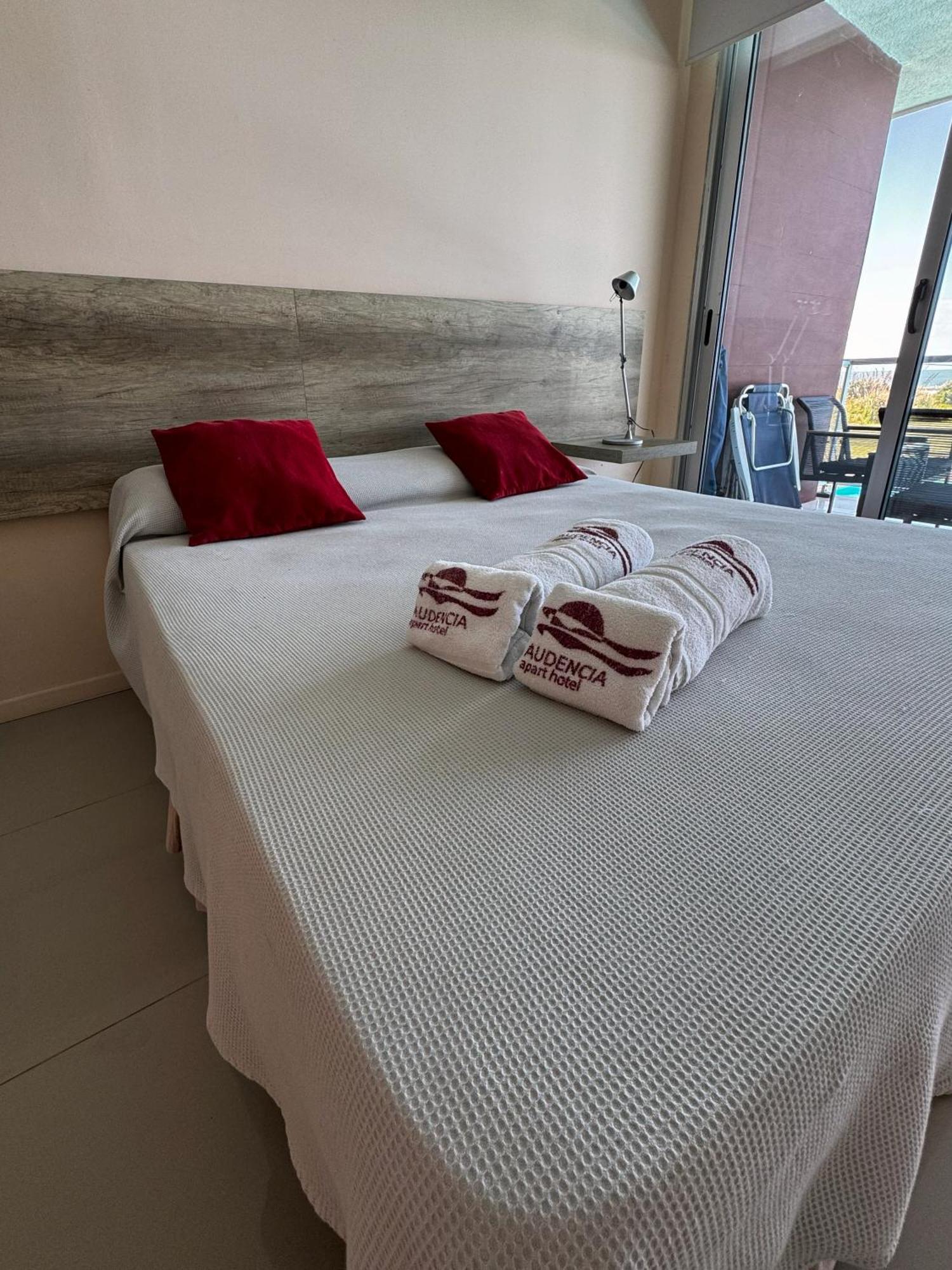Audencia Del Mar Aparthotel La Paloma Luaran gambar